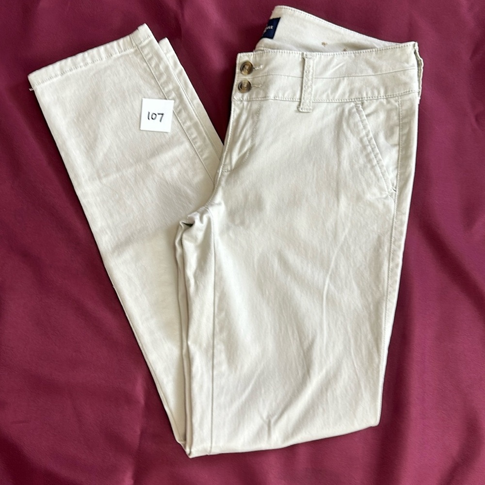 American Eagle skinny stretch low rise  size 4